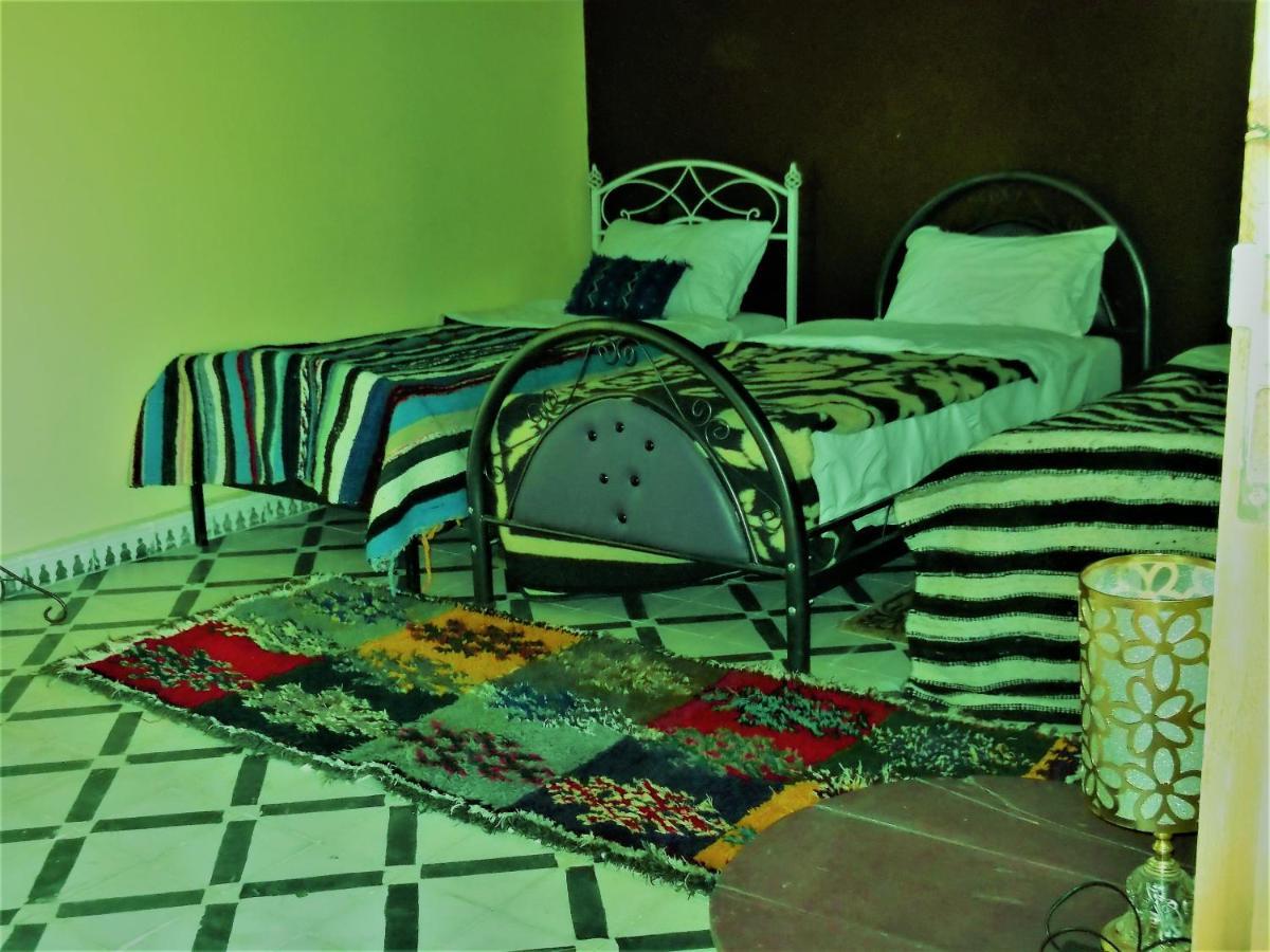 Tifinagh Guest House Merzouga Bagian luar foto