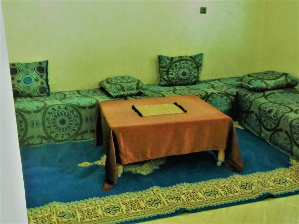 Tifinagh Guest House Merzouga Bagian luar foto