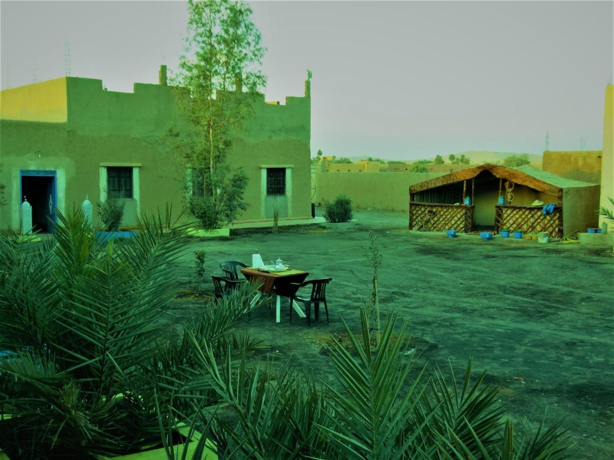 Tifinagh Guest House Merzouga Bagian luar foto